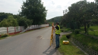 Analiza poprawności aerotriangulacji - pomiar terenowy budynków